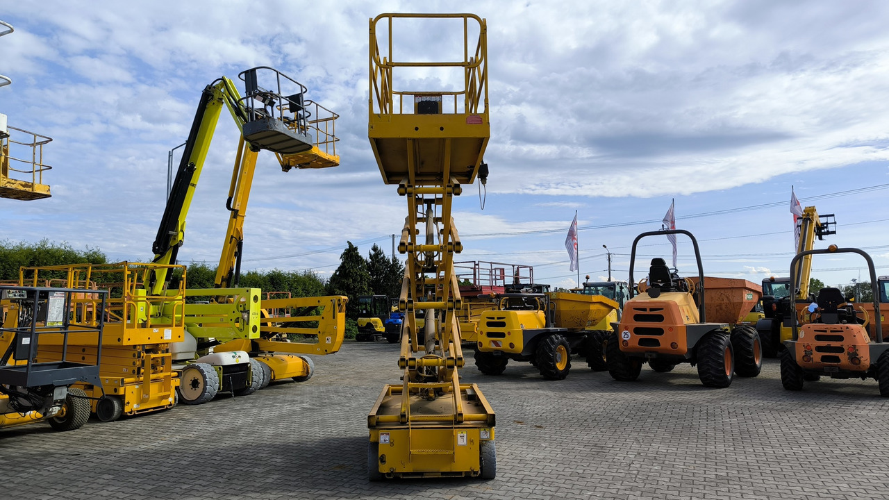 Žirklinis keltuvas HULOTTE Compact 12: foto 13 Žirklinis keltuvas HULOTTE Compact 12: foto 13