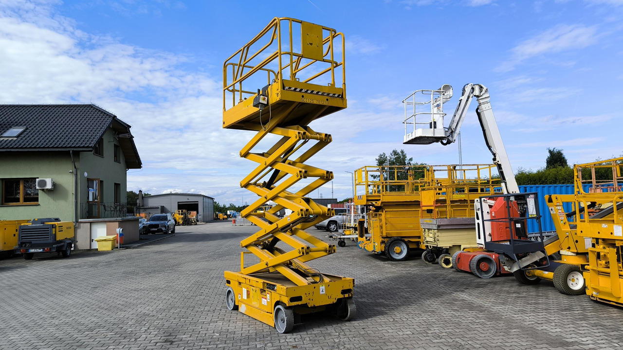 Žirklinis keltuvas HULOTTE Compact 12: foto 11 Žirklinis keltuvas HULOTTE Compact 12: foto 11