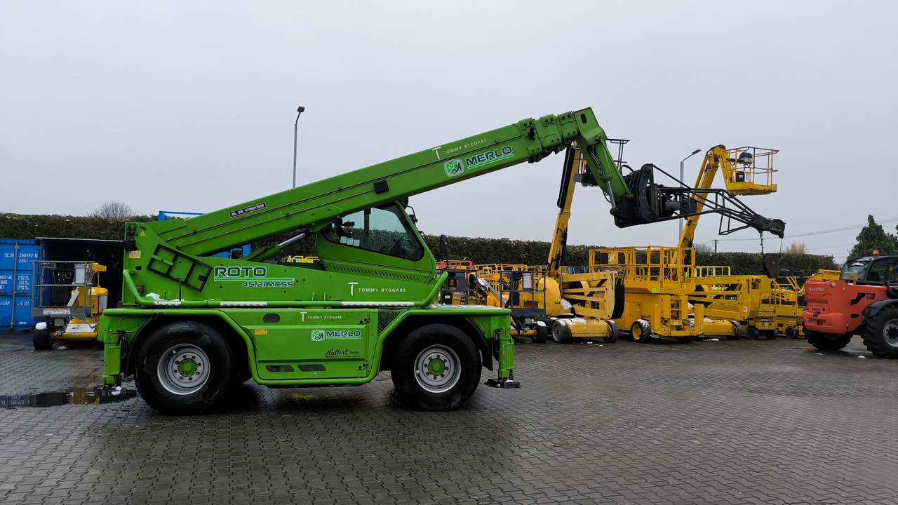 MERLO ROTO 45.21 MCSS - Teleskopinis ratinis krautuvas: foto 3 MERLO ROTO 45.21 MCSS - Teleskopinis ratinis krautuvas: foto 3