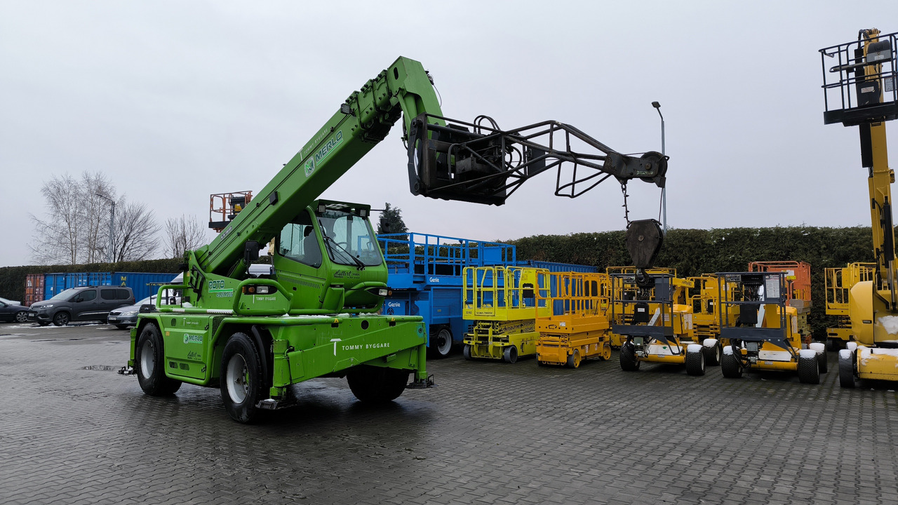 MERLO ROTO 45.21 MCSS - Teleskopinis ratinis krautuvas: foto 2 MERLO ROTO 45.21 MCSS - Teleskopinis ratinis krautuvas: foto 2