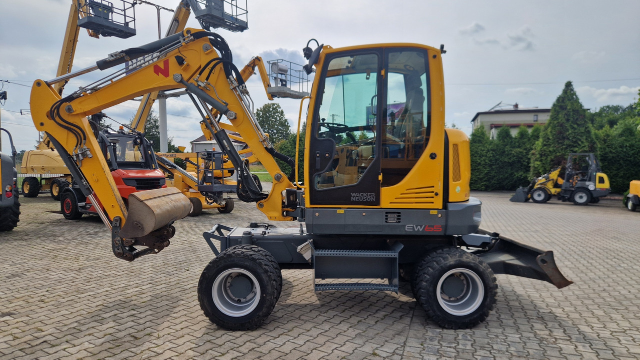 WACKER NEUSON EW65 - Ratinis ekskavatorius: foto 1 WACKER NEUSON EW65 - Ratinis ekskavatorius: foto 1