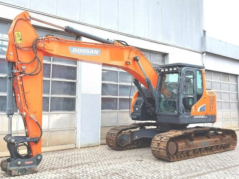 Doosan DX 235 LCR-5 - Vikšrinis ekskavatorius: foto 2 Doosan DX 235 LCR-5 - Vikšrinis ekskavatorius: foto 2