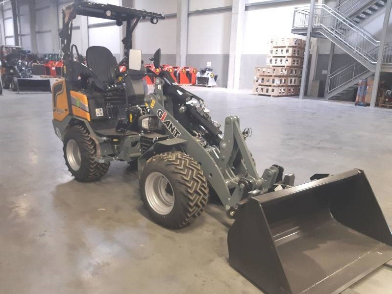 Giant G 2700 E X-Tra Elektro / electric - Mini krautuvas: foto 4 Giant G 2700 E X-Tra Elektro / electric - Mini krautuvas: foto 4