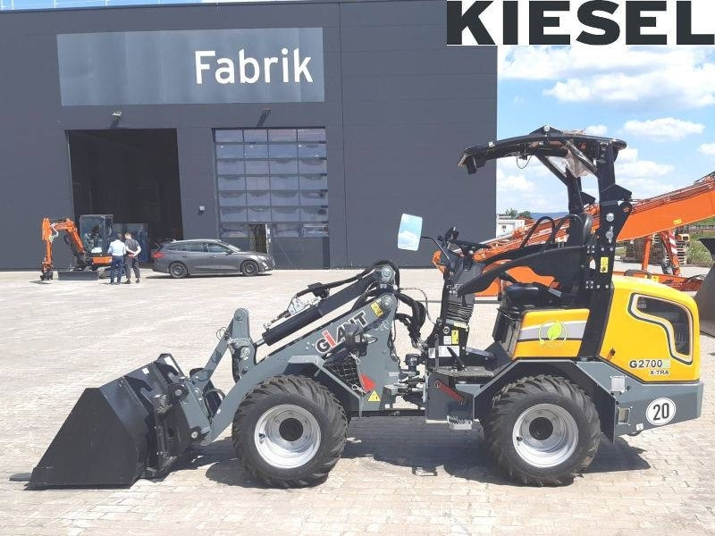 Giant G 2700 E X-Tra Elektro / electric - Mini krautuvas: foto 1 Giant G 2700 E X-Tra Elektro / electric - Mini krautuvas: foto 1