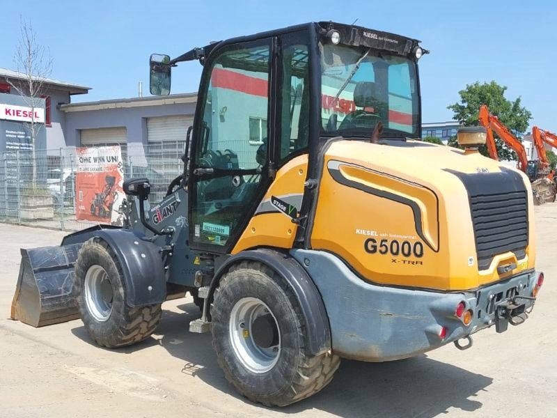 Giant G 5000 X-Tra - Mini krautuvas: foto 3 Giant G 5000 X-Tra - Mini krautuvas: foto 3