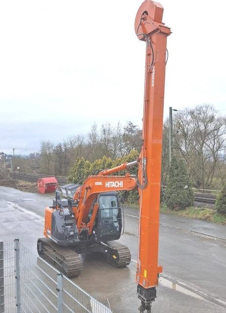 Hitachi ZX 135 US-6 Teledipper - Vikšrinis ekskavatorius: foto 4 Hitachi ZX 135 US-6 Teledipper - Vikšrinis ekskavatorius: foto 4