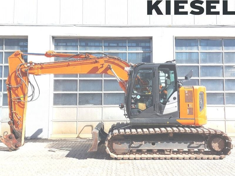 Hitachi ZX 135 US-6 - Vikšrinis ekskavatorius: foto 1 Hitachi ZX 135 US-6 - Vikšrinis ekskavatorius: foto 1
