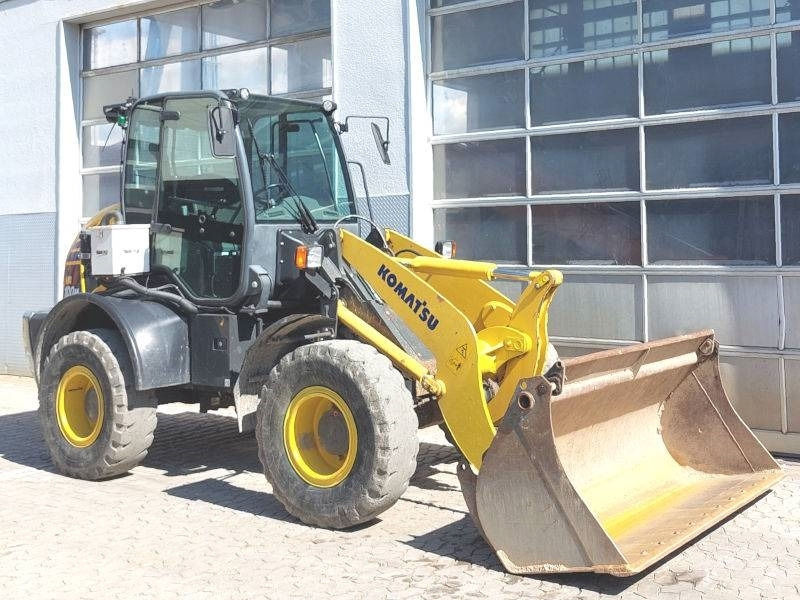 Komatsu WA 100 M-7 - Mini krautuvas: foto 4 Komatsu WA 100 M-7 - Mini krautuvas: foto 4