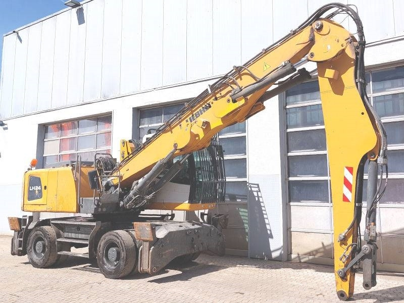 Liebherr LH 24 - Ekskavatorius su ilga strėle: foto 4 Liebherr LH 24 - Ekskavatorius su ilga strėle: foto 4
