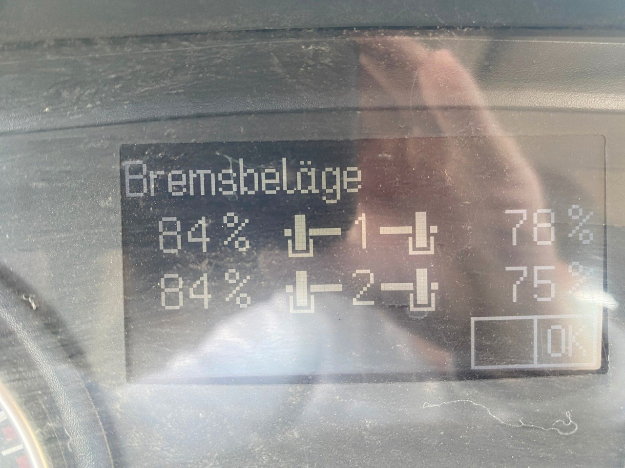 MAN TGA 18.350 | MEILLER AK12*Klima*AHK*Tempomat*ASR - Savivartis sunkvežimis: foto 4 MAN TGA 18.350 | MEILLER AK12*Klima*AHK*Tempomat*ASR - Savivartis sunkvežimis: foto 4