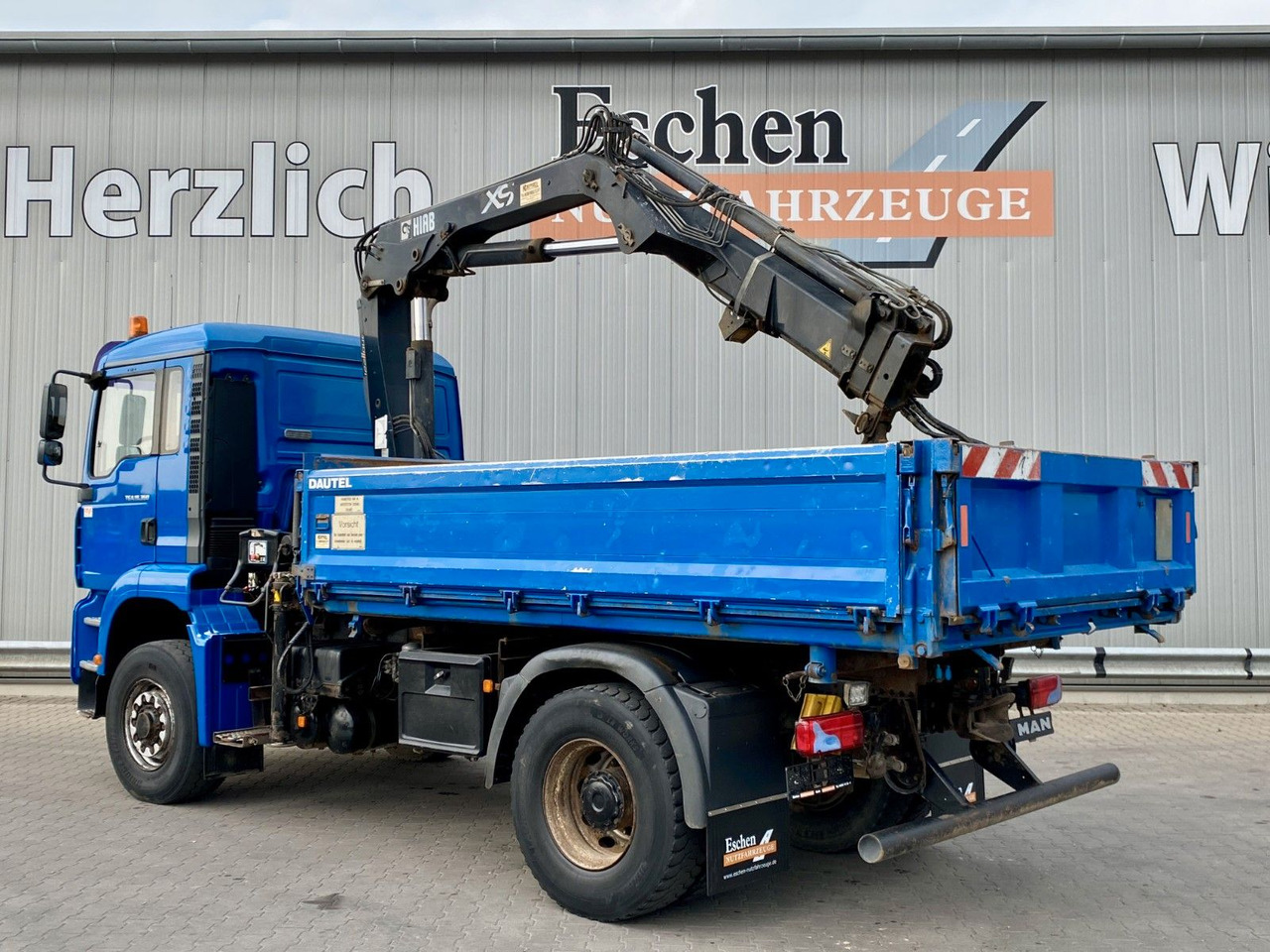 MAN TGA 18.360 4x4H BL*HIAB 122 BS-2*Dautel 3-Seiten - Savivartis sunkvežimis, Sunkvežimis su kranu: foto 4 MAN TGA 18.360 4x4H BL*HIAB 122 BS-2*Dautel 3-Seiten - Savivartis sunkvežimis, Sunkvežimis su kranu: foto 4