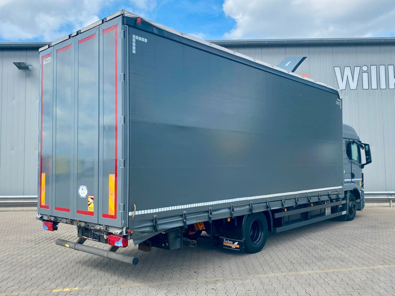 MAN TGM 15.250 + Redos Anhänger GESAMTZUG|Durchlader - Tentinis sunkvežimis: foto 3 MAN TGM 15.250 + Redos Anhänger GESAMTZUG|Durchlader - Tentinis sunkvežimis: foto 3