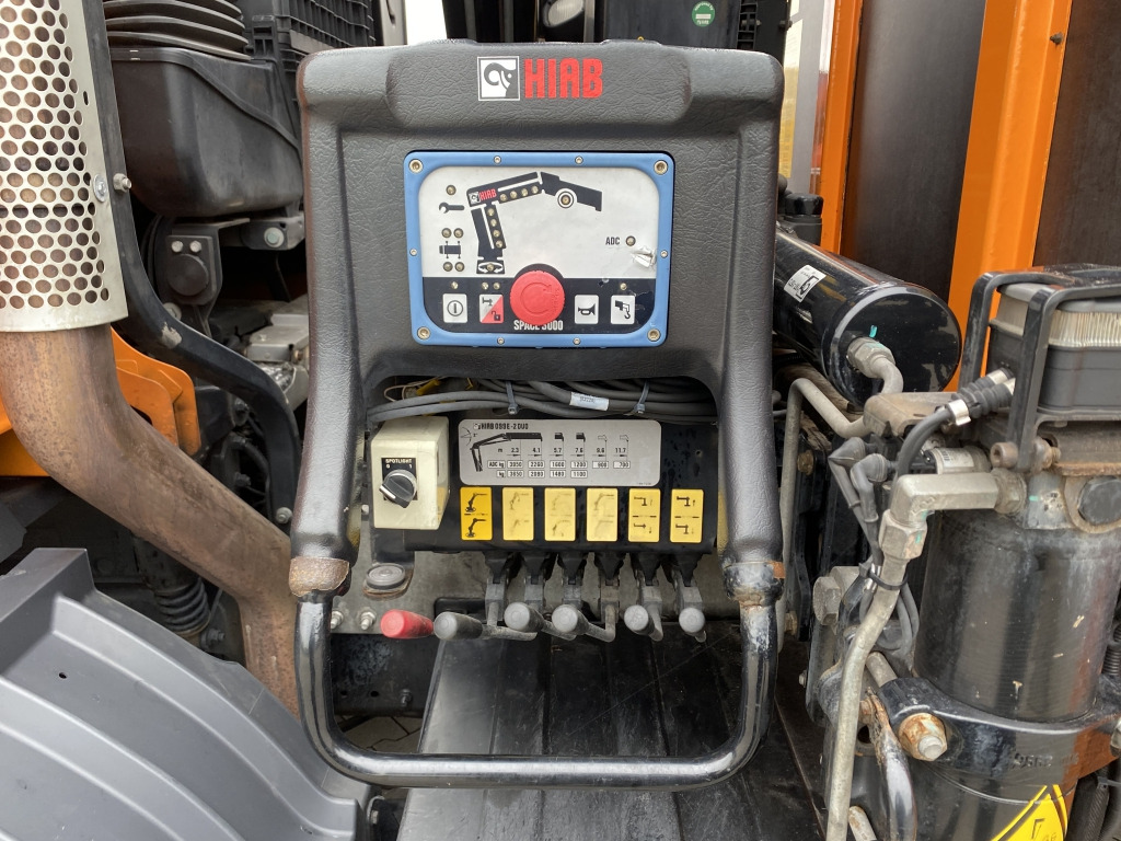 MAN TGM 15.290 4x2 BL / HIAB Faltkran - Platforminis/ Bortinis sunkvežimis, Sunkvežimis su kranu: foto 2 MAN TGM 15.290 4x2 BL / HIAB Faltkran - Platforminis/ Bortinis sunkvežimis, Sunkvežimis su kranu: foto 2