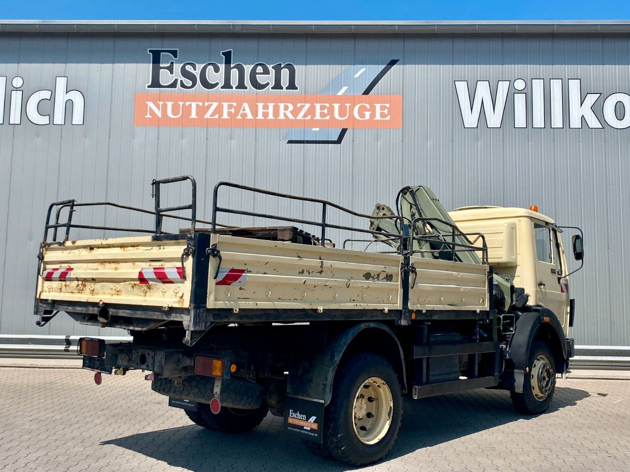 Mercedes-Benz 1017 4x4 Allrad Pritsche | HIAB 060-2 Kran*36TKM - Platforminis/ Bortinis sunkvežimis, Sunkvežimis su kranu: foto 5 Mercedes-Benz 1017 4x4 Allrad Pritsche | HIAB 060-2 Kran*36TKM - Platforminis/ Bortinis sunkvežimis, Sunkvežimis su kranu: foto 5