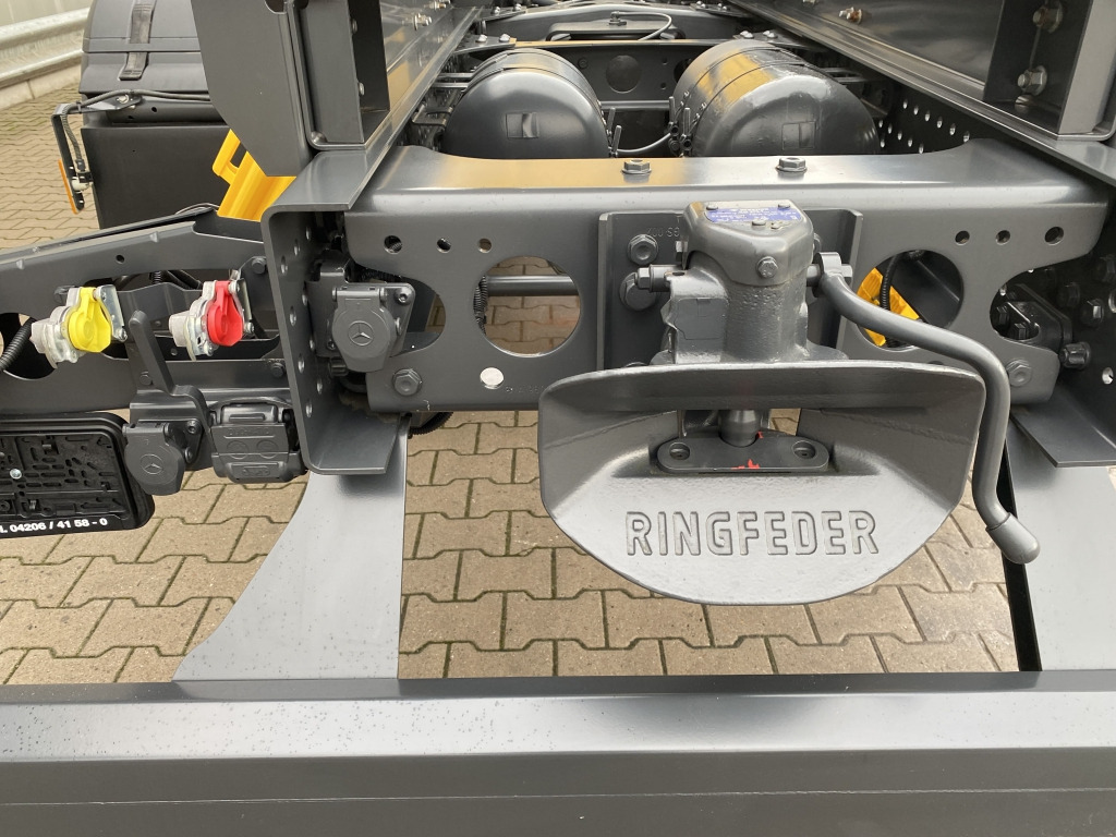 Konteineris-vežimus/ Sukeisti kūną sunkvežimis Mercedes-Benz 2542 L 6x2 Actros Giga-Space: foto 14 Konteineris-vežimus/ Sukeisti kūną sunkvežimis Mercedes-Benz 2542 L 6x2 Actros Giga-Space: foto 14