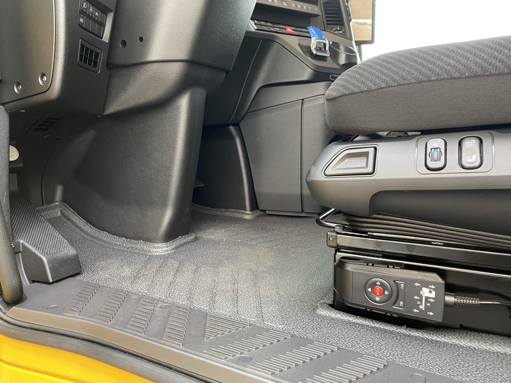 Konteineris-vežimus/ Sukeisti kūną sunkvežimis Mercedes-Benz 2542 L 6x2 Actros Giga-Space: foto 19 Konteineris-vežimus/ Sukeisti kūną sunkvežimis Mercedes-Benz 2542 L 6x2 Actros Giga-Space: foto 19