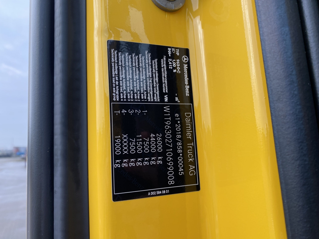 Konteineris-vežimus/ Sukeisti kūną sunkvežimis Mercedes-Benz 2542 L 6x2 Actros Giga-Space: foto 18 Konteineris-vežimus/ Sukeisti kūną sunkvežimis Mercedes-Benz 2542 L 6x2 Actros Giga-Space: foto 18