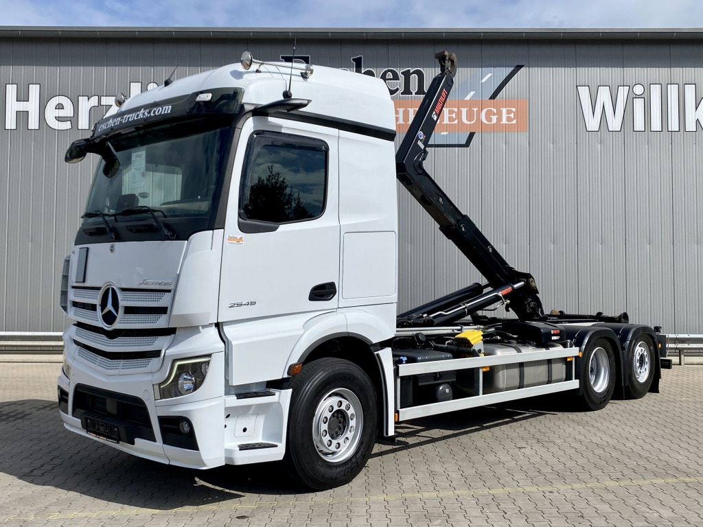 Mercedes-Benz 2545 L 6x2 Actros MP5 - Hook-lift sunkvežimis: foto 1 Mercedes-Benz 2545 L 6x2 Actros MP5 - Hook-lift sunkvežimis: foto 1