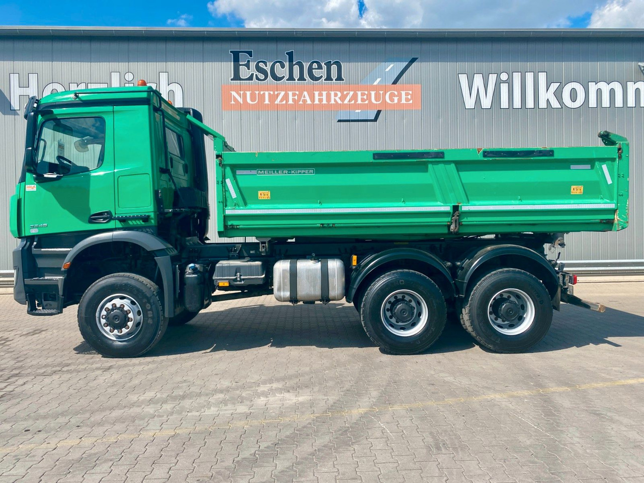 Mercedes-Benz 3345 Arocs 6x6 | MEILLER*Bordmatik*AHK*Blatt*AC - Savivartis sunkvežimis: foto 3 Mercedes-Benz 3345 Arocs 6x6 | MEILLER*Bordmatik*AHK*Blatt*AC - Savivartis sunkvežimis: foto 3