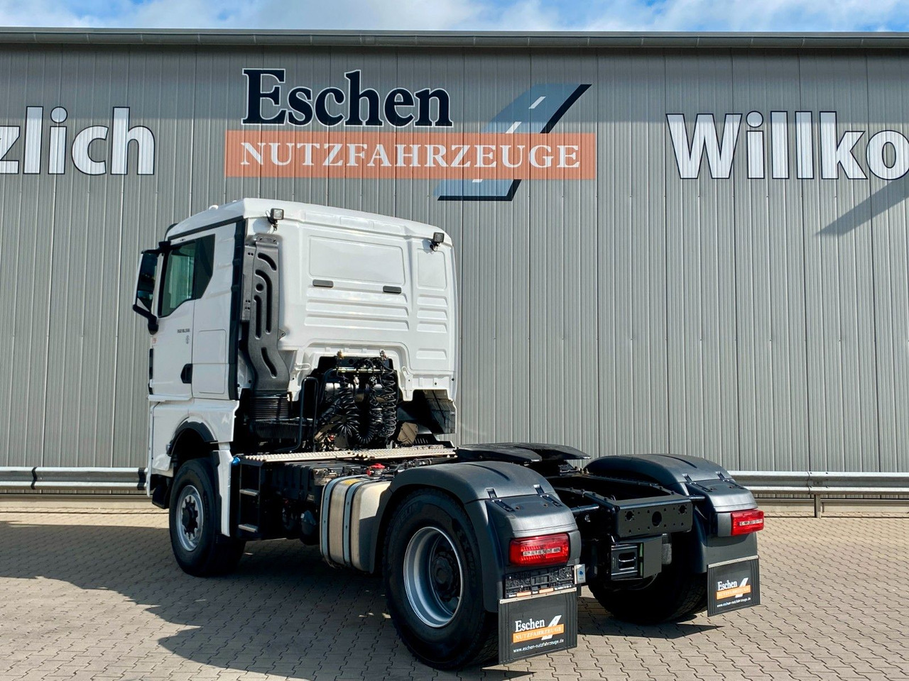 MAN TGX 18.510 4x4 HYDRO | TG3*2x Hydraulik*ACC*Navi - Vilkikas: foto 3 MAN TGX 18.510 4x4 HYDRO | TG3*2x Hydraulik*ACC*Navi - Vilkikas: foto 3