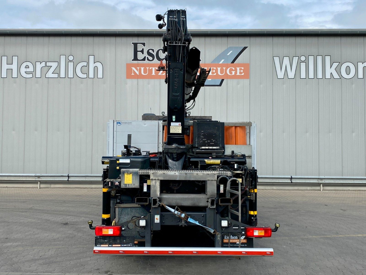 Volvo FMX 420 8x4 | Fassi F255AC2.24XE*FUNK*Fly-Jib*AC - Platforminis/ Bortinis sunkvežimis, Sunkvežimis su kranu: foto 5 Volvo FMX 420 8x4 | Fassi F255AC2.24XE*FUNK*Fly-Jib*AC - Platforminis/ Bortinis sunkvežimis, Sunkvežimis su kranu: foto 5