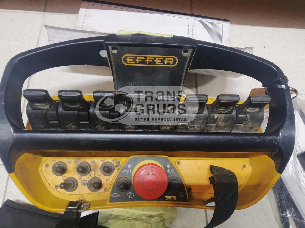 Grúa EFFER 175/3S - Kranas-manipuliatorius - Sunkvežimis: foto 3 Grúa EFFER 175/3S - Kranas-manipuliatorius - Sunkvežimis: foto 3