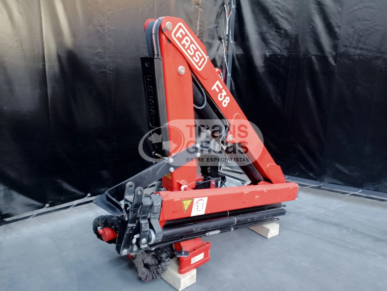 Grúa Fassi F38AF - Kranas-manipuliatorius - Sunkvežimis: foto 4 Grúa Fassi F38AF - Kranas-manipuliatorius - Sunkvežimis: foto 4