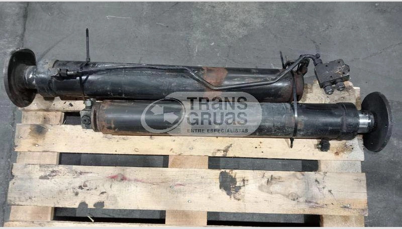 Grúa HMF 1563 K2 solo para recambios - Kranas-manipuliatorius - Sunkvežimis: foto 3 Grúa HMF 1563 K2 solo para recambios - Kranas-manipuliatorius - Sunkvežimis: foto 3