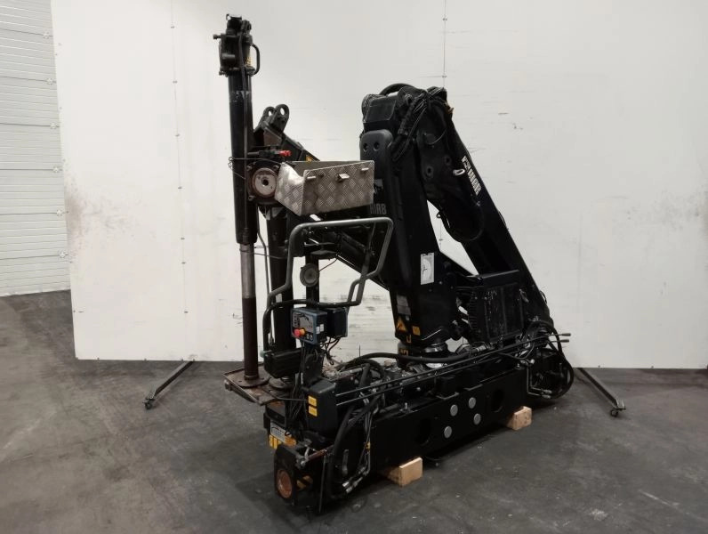 Grúa Hiab 077 B-2 HIDUO - Kranas-manipuliatorius - Sunkvežimis: foto 3 Grúa Hiab 077 B-2 HIDUO - Kranas-manipuliatorius - Sunkvežimis: foto 3