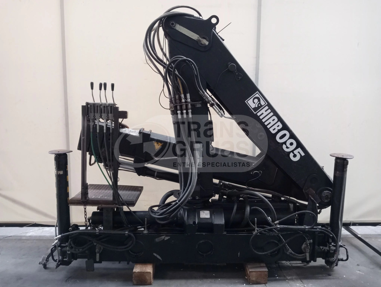 Grúa hidráulica Hiab 095-3 - Kranas-manipuliatorius: foto 1 Grúa hidráulica Hiab 095-3 - Kranas-manipuliatorius: foto 1