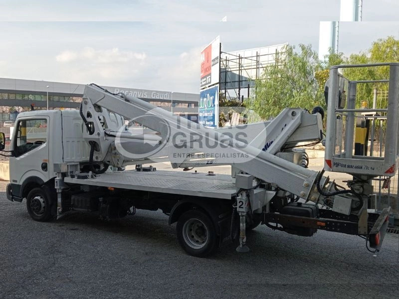 MULTITEL NISSAN NT 400 + MX 250 - Autobokštelio: foto 4 MULTITEL NISSAN NT 400 + MX 250 - Autobokštelio: foto 4