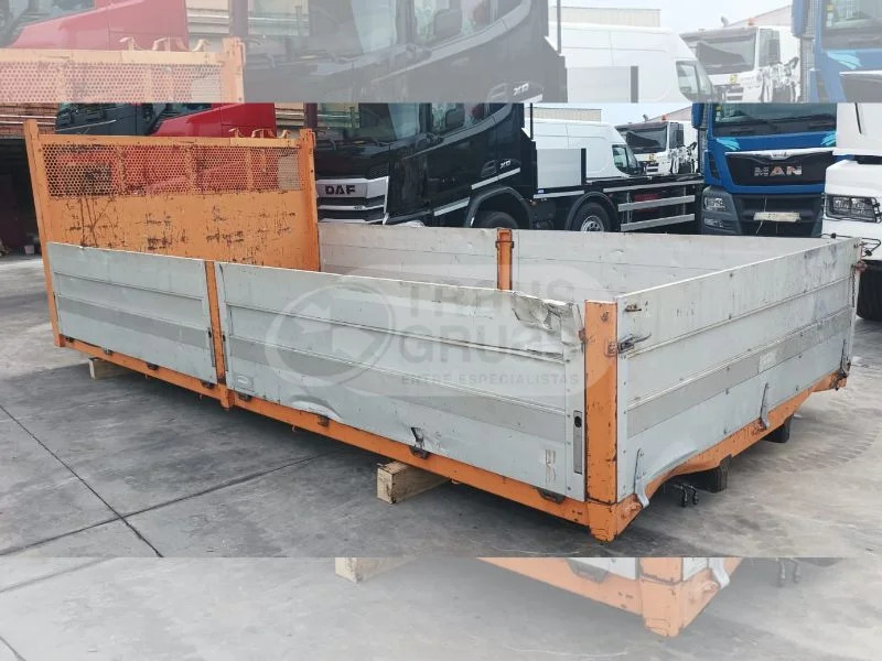 Carrocería fija usada - Bortinis kėbulas: foto 2 Carrocería fija usada - Bortinis kėbulas: foto 2