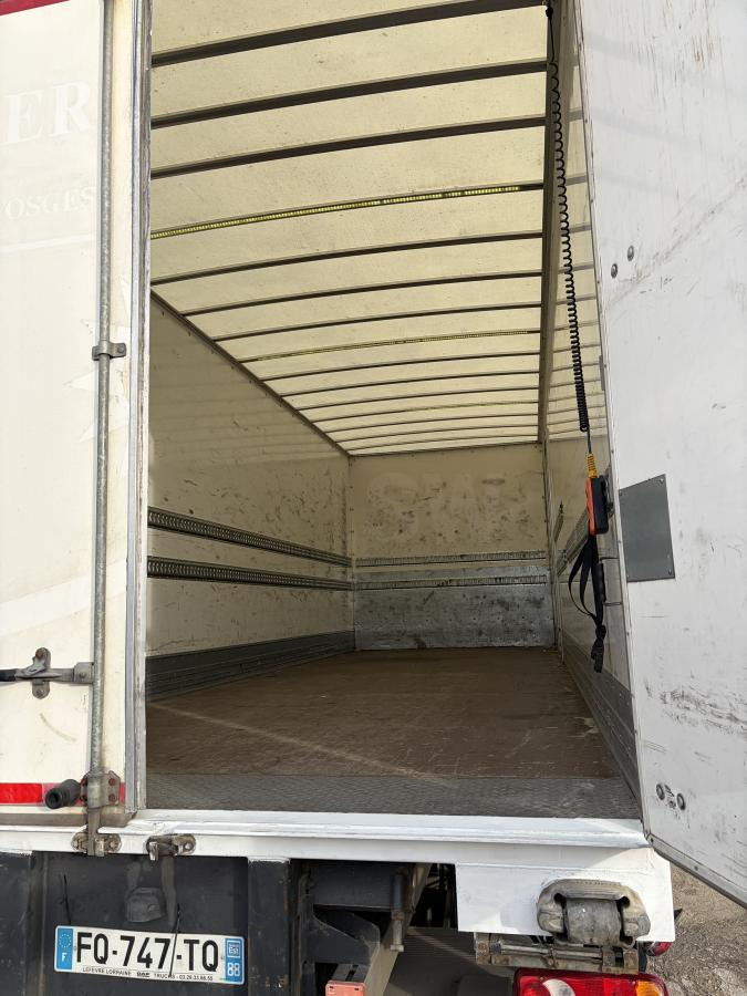 DAF LF 210 - Furgonas sunkvežimis: foto 2 DAF LF 210 - Furgonas sunkvežimis: foto 2