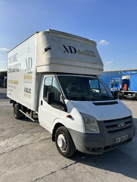 Ford Transit - Furgonas su krovinių dėže: foto 1 Ford Transit - Furgonas su krovinių dėže: foto 1