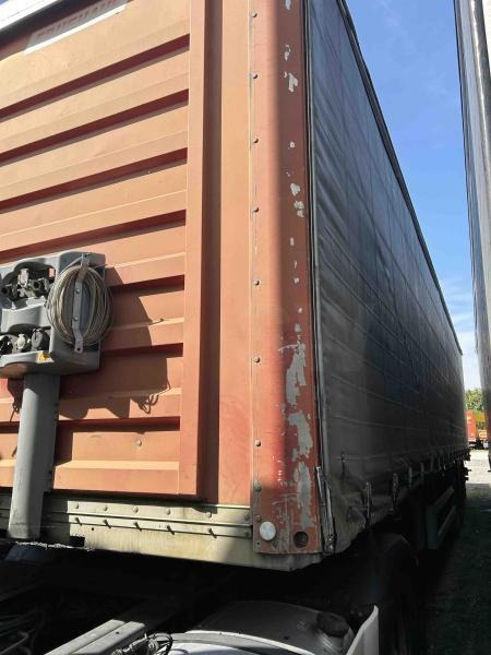 Fruehauf - Tentinė puspriekabė: foto 1 Fruehauf - Tentinė puspriekabė: foto 1