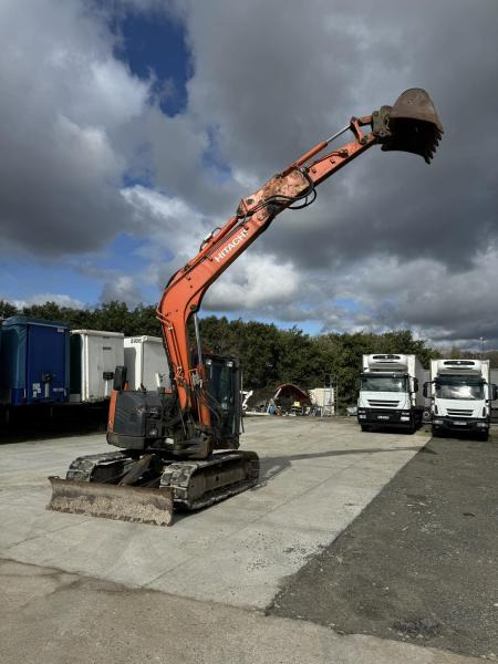 Hitachi ZX85USB-5A - Vikšrinis ekskavatorius: foto 3 Hitachi ZX85USB-5A - Vikšrinis ekskavatorius: foto 3