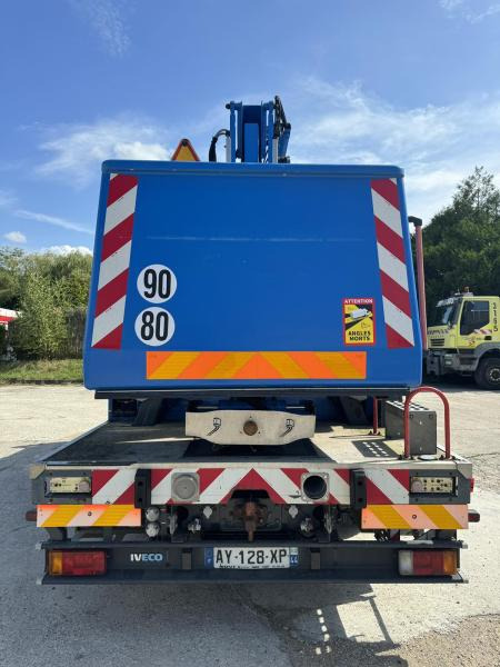 Iveco Eurocargo 100E18 - Autobokštelio: foto 3 Iveco Eurocargo 100E18 - Autobokštelio: foto 3