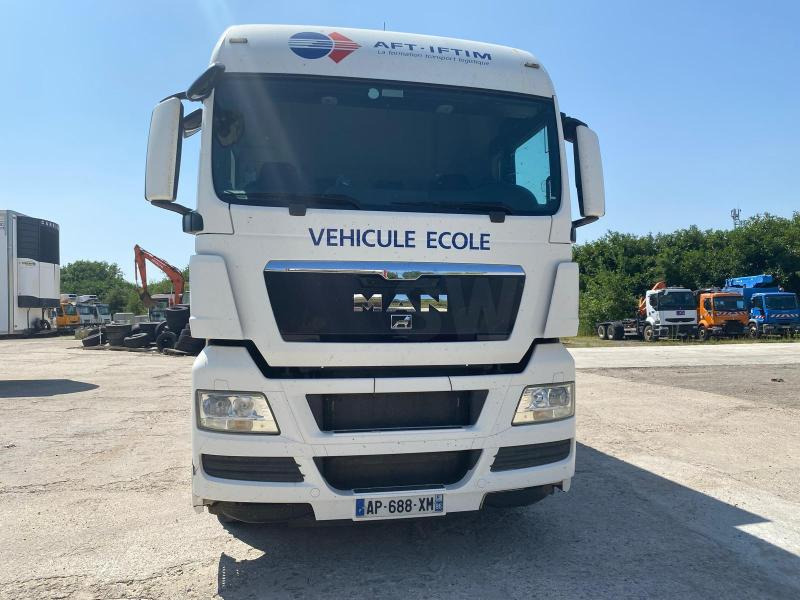 MAN TGX 18.360 - Tentinis sunkvežimis: foto 2 MAN TGX 18.360 - Tentinis sunkvežimis: foto 2