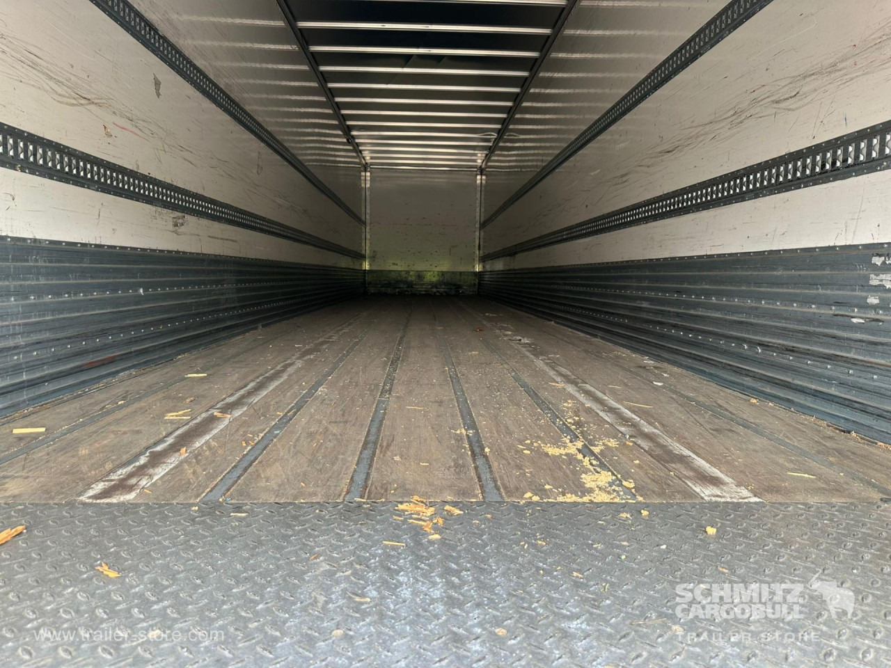FRUEHAUF Dryfreight Standard - Furgonas puspriekabė: foto 5 FRUEHAUF Dryfreight Standard - Furgonas puspriekabė: foto 5