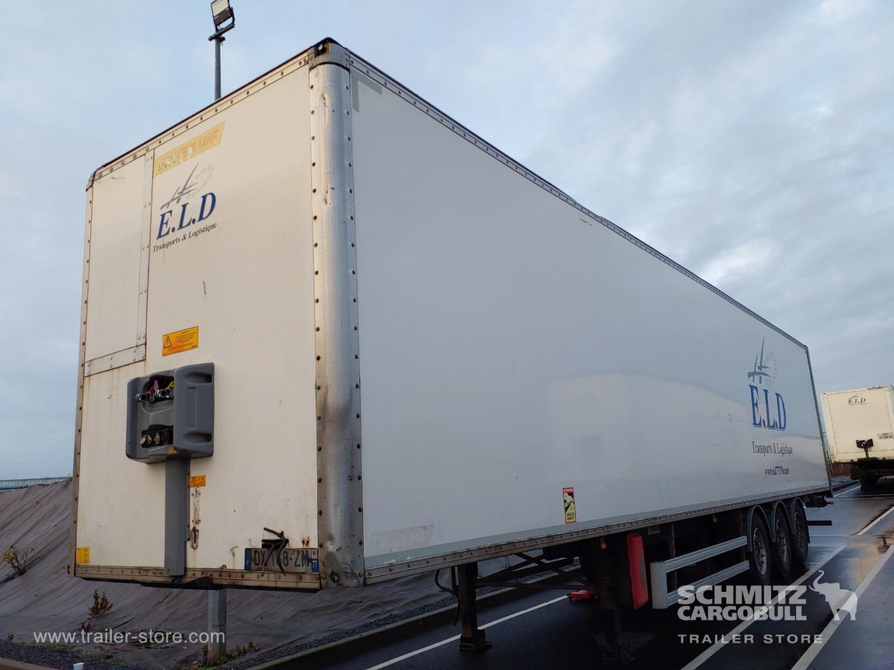 FRUEHAUF Dryfreight Standard Roller shutter door - Furgonas puspriekabė: foto 5 FRUEHAUF Dryfreight Standard Roller shutter door - Furgonas puspriekabė: foto 5