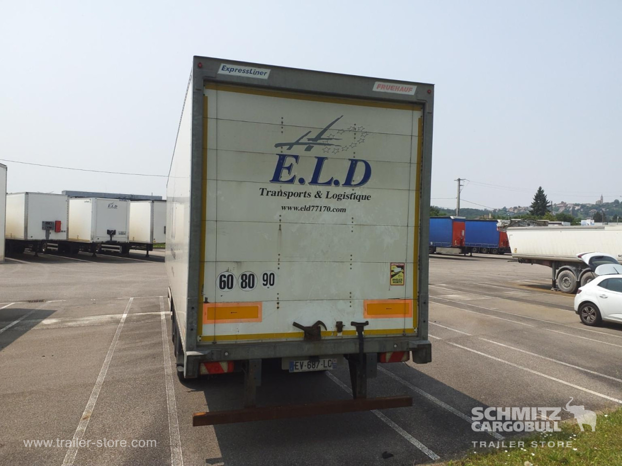 Furgonas puspriekabė FRUEHAUF Dryfreight Standard Roller shutter door: foto 6 Furgonas puspriekabė FRUEHAUF Dryfreight Standard Roller shutter door: foto 6