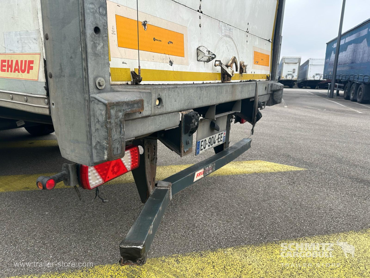 Furgonas puspriekabė FRUEHAUF Dryfreight Standard Roller shutter door: foto 11