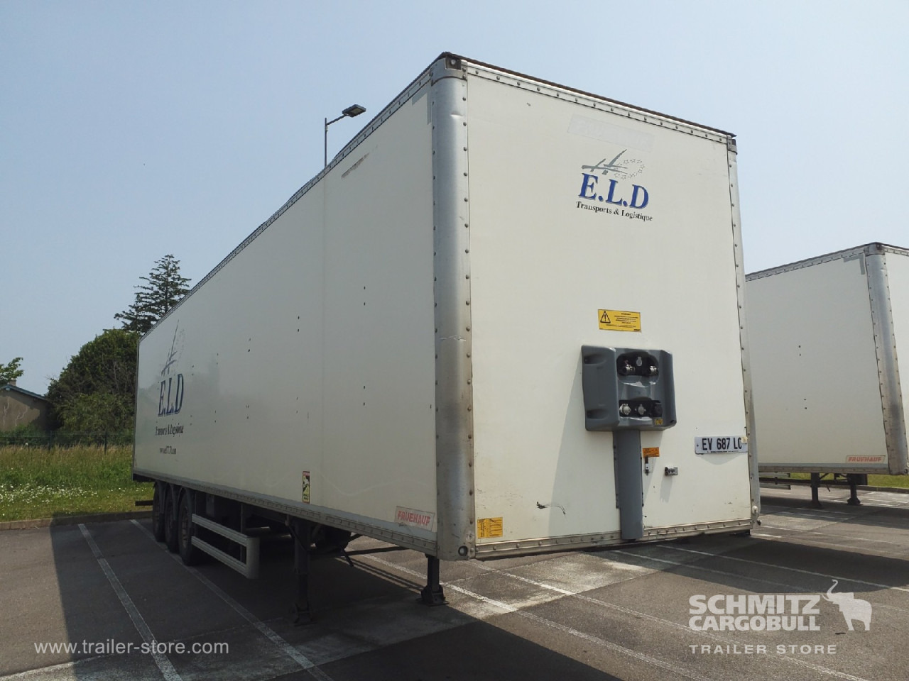 FRUEHAUF Dryfreight Standard Roller shutter door - Furgonas puspriekabė: foto 1 FRUEHAUF Dryfreight Standard Roller shutter door - Furgonas puspriekabė: foto 1