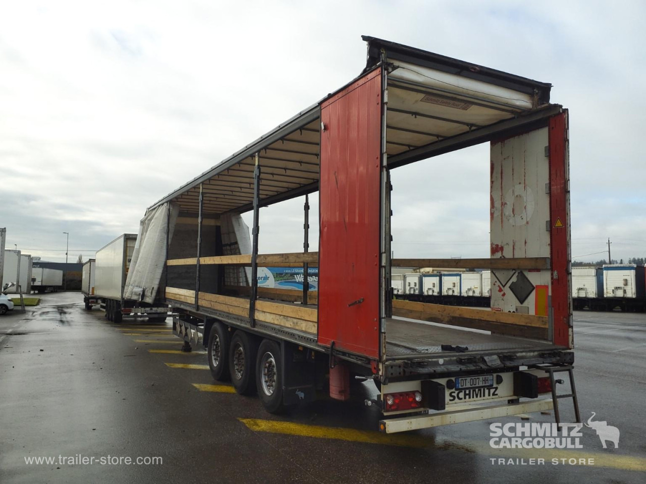 SCHMITZ Curtainsider Standard - Tentinė puspriekabė: foto 3 SCHMITZ Curtainsider Standard - Tentinė puspriekabė: foto 3