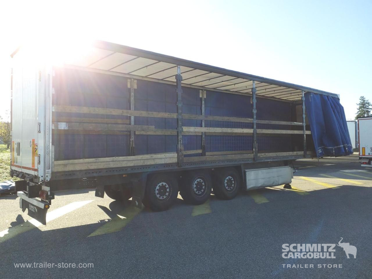 SCHMITZ Curtainsider Standard - Tentinė puspriekabė: foto 5 SCHMITZ Curtainsider Standard - Tentinė puspriekabė: foto 5