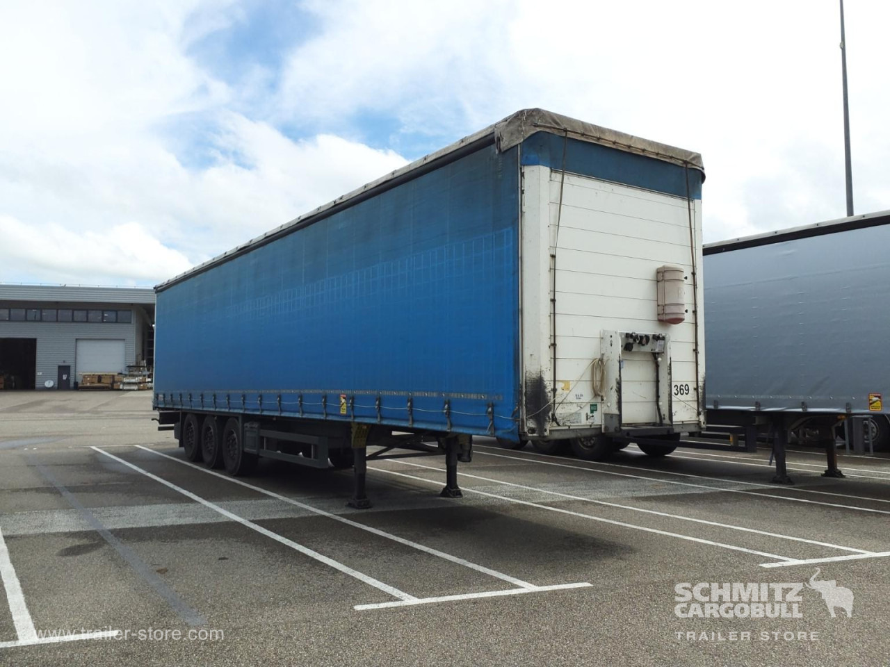SCHMITZ Curtainsider Standard - Tentinė puspriekabė: foto 1 SCHMITZ Curtainsider Standard - Tentinė puspriekabė: foto 1