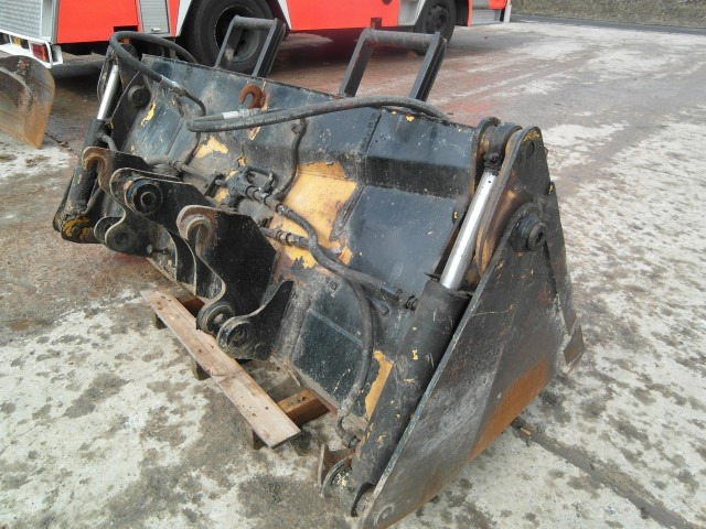 4 in 1 Schaufel (Klappschaufel) - Krautuvo kaušas: foto 3 4 in 1 Schaufel (Klappschaufel) - Krautuvo kaušas: foto 3