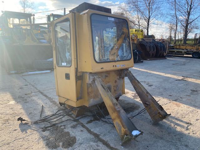Kabine CAT 992 C - 42X - Kabina ir interjeras - Statybinė technika: foto 4 Kabine CAT 992 C - 42X - Kabina ir interjeras - Statybinė technika: foto 4