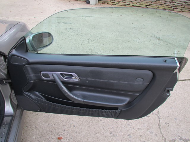 Mercedes SLK 200 lizingą Mercedes SLK 200: foto 11 Mercedes SLK 200 lizingą Mercedes SLK 200: foto 11