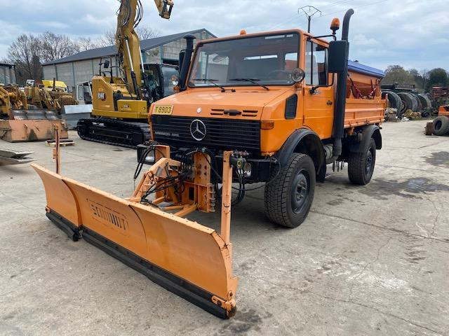 Sniego valymo mašina Mercedes Unimog U 1450: foto 1